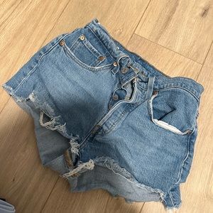Levi’s size 26 women’s